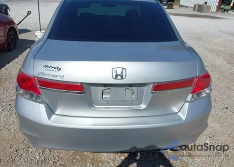 2012 Honda Accord 2.4 Ex-L z USA, uszkodzony, nr VIN 1HGCP2F82CA060668